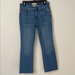Madewell Women's Mid Rise Kick Out Jean Raw Hem  in Size 26